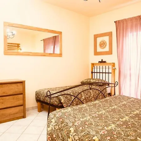 Relax Home,nel Cuore Della Valle D'aosta Монжове