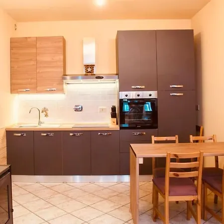 شقة Relax Home,nel Cuore Della Valle D'aosta مونتجوفيت